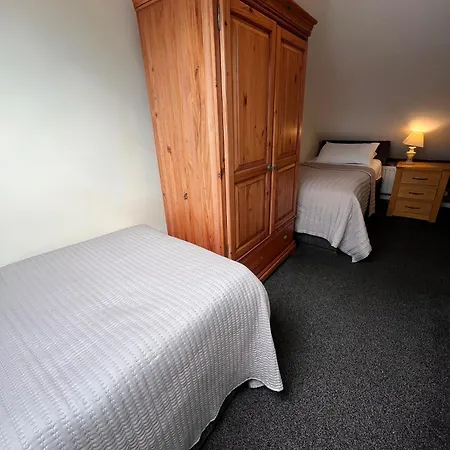 Hunston Mill Self Catering Dog Stay For Free Chichester Exterior photo