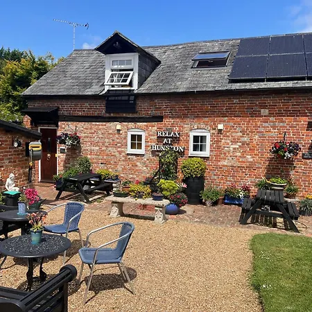 Hunston Mill Self Catering Dog Stay For Free Chichester Exterior photo
