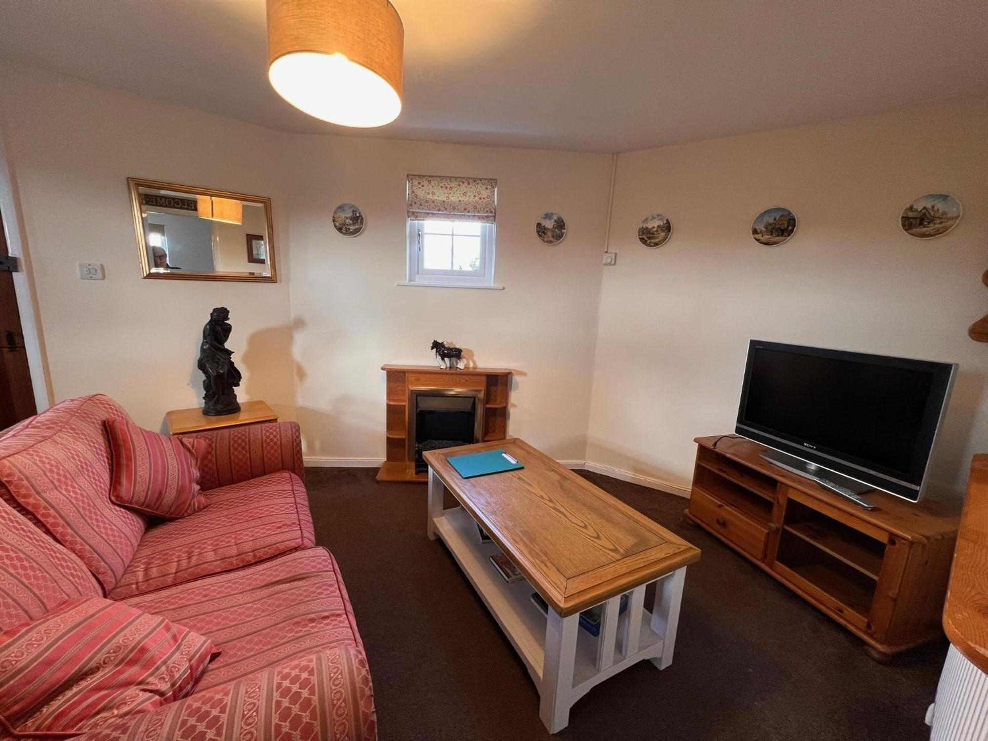 Hunston Mill Self Catering Dog For Free Holiday home