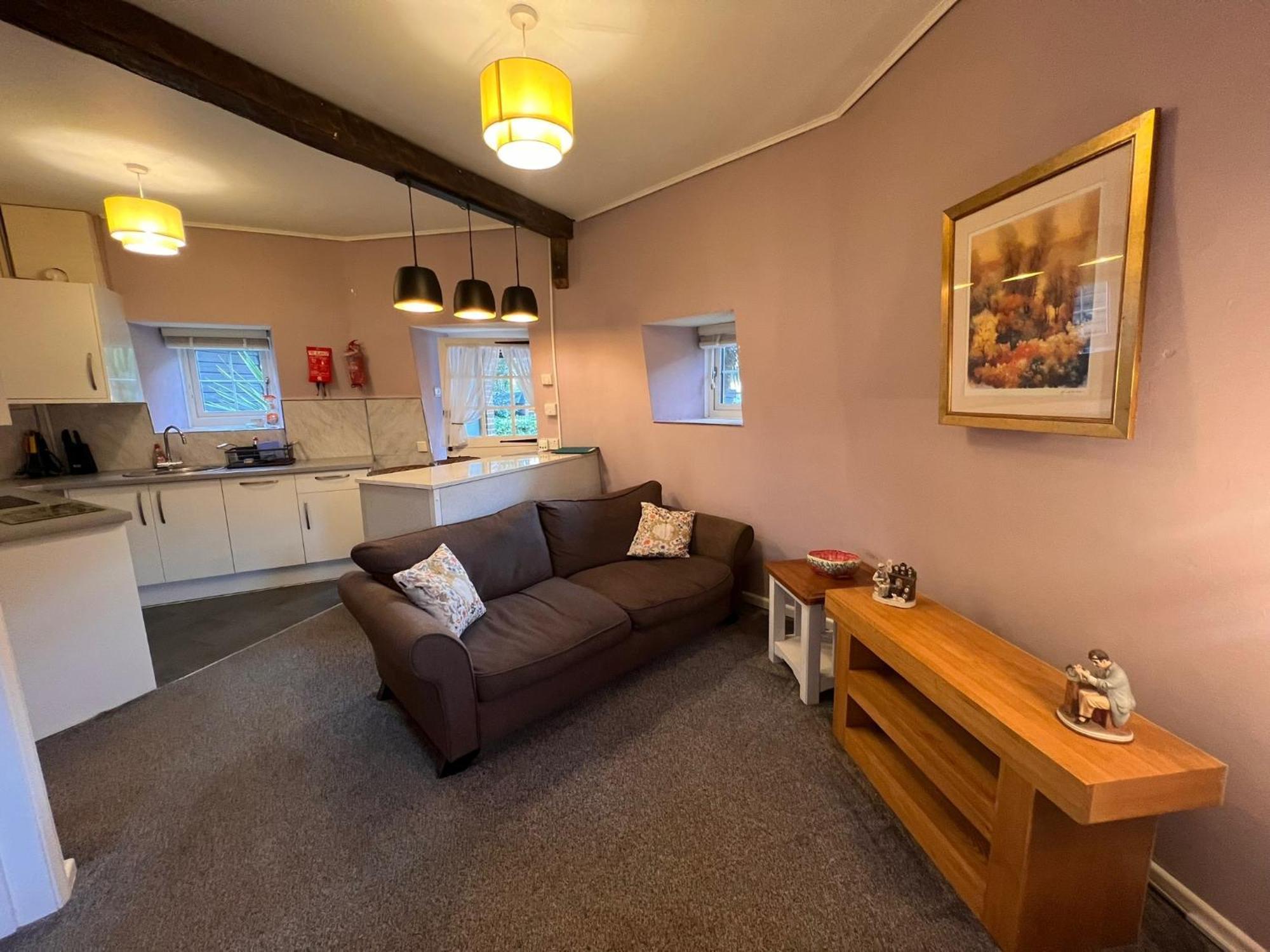 Hunston Mill Self Catering Dog For Free * Chichester