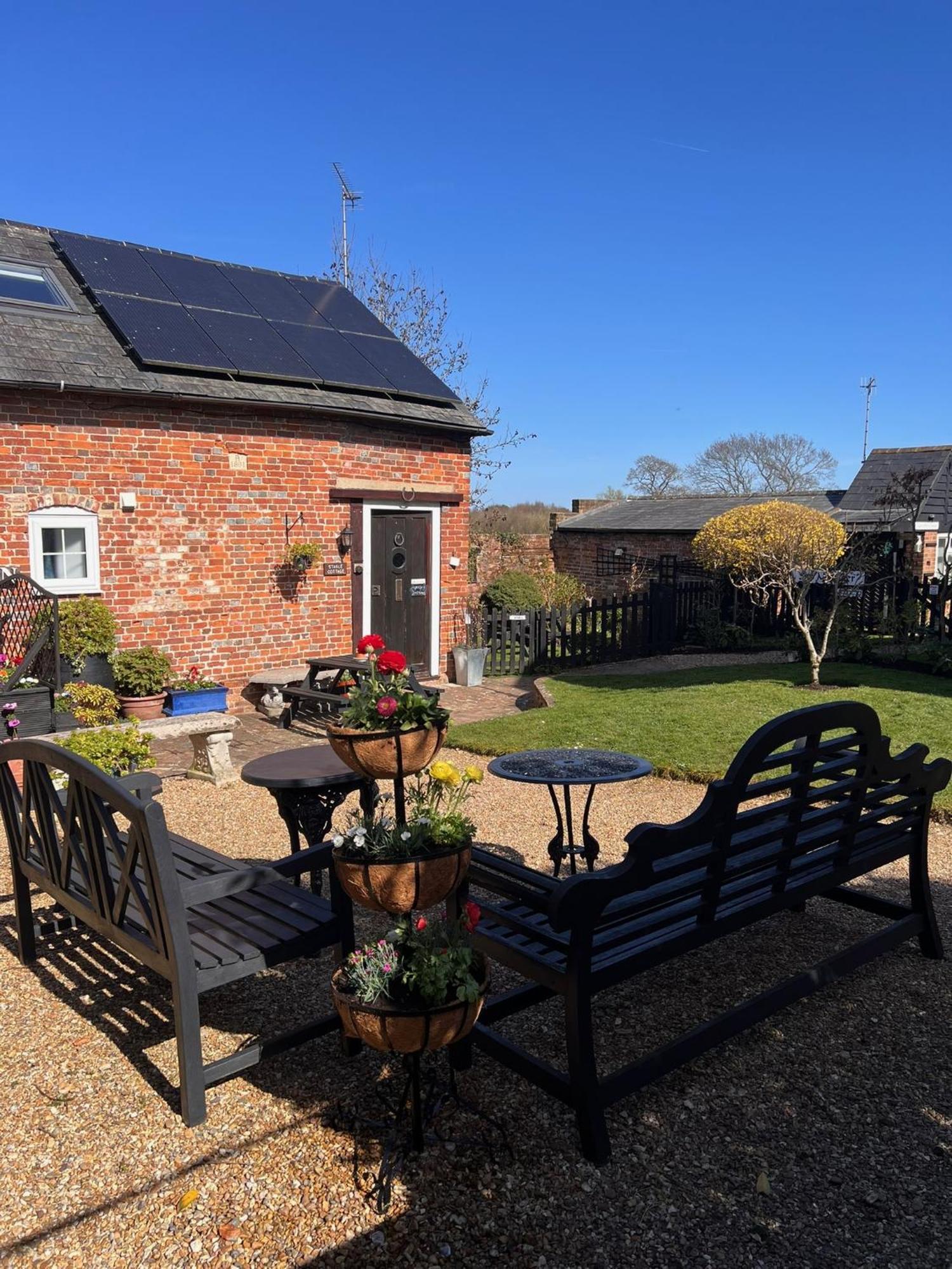 Hunston Mill Self Catering Dog For Free Holiday home Chichester