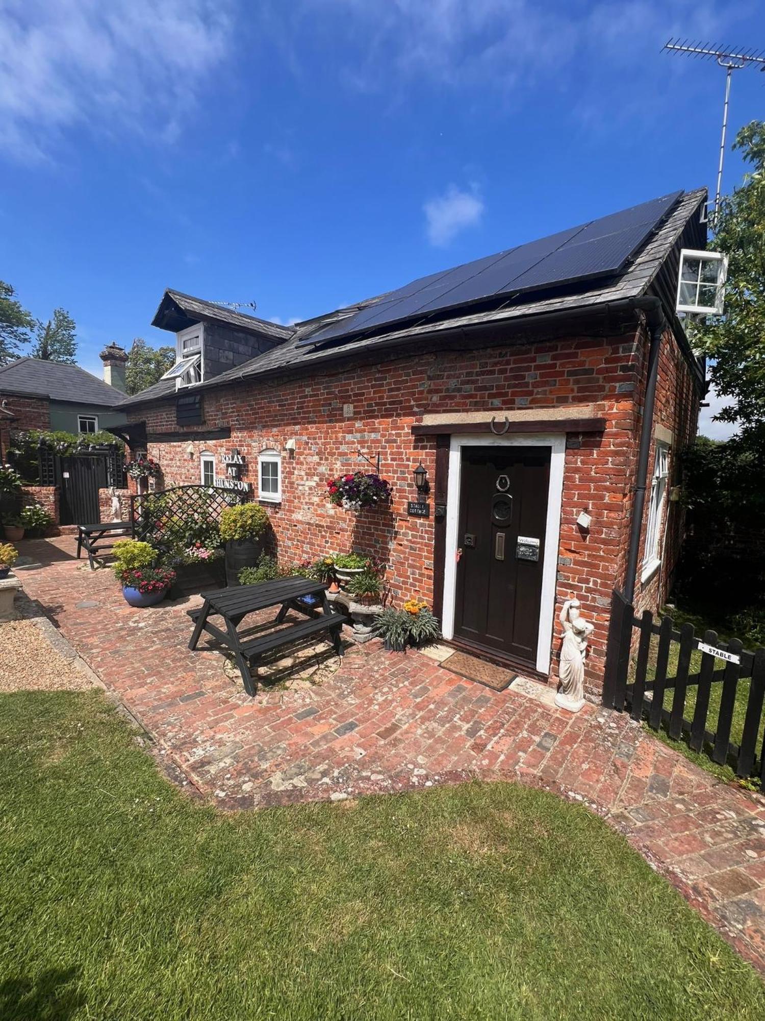 Hunston Mill Self Catering Dog For Free Holiday home Chichester